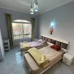 Desert Pearl Apartment