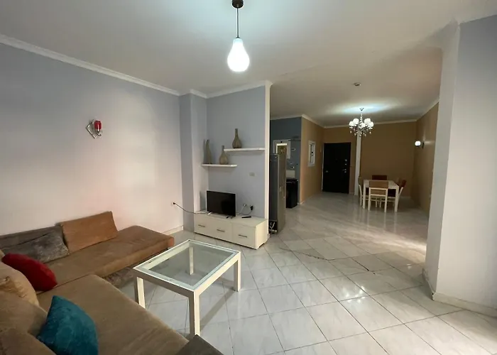 Desert Pearl Apartment
