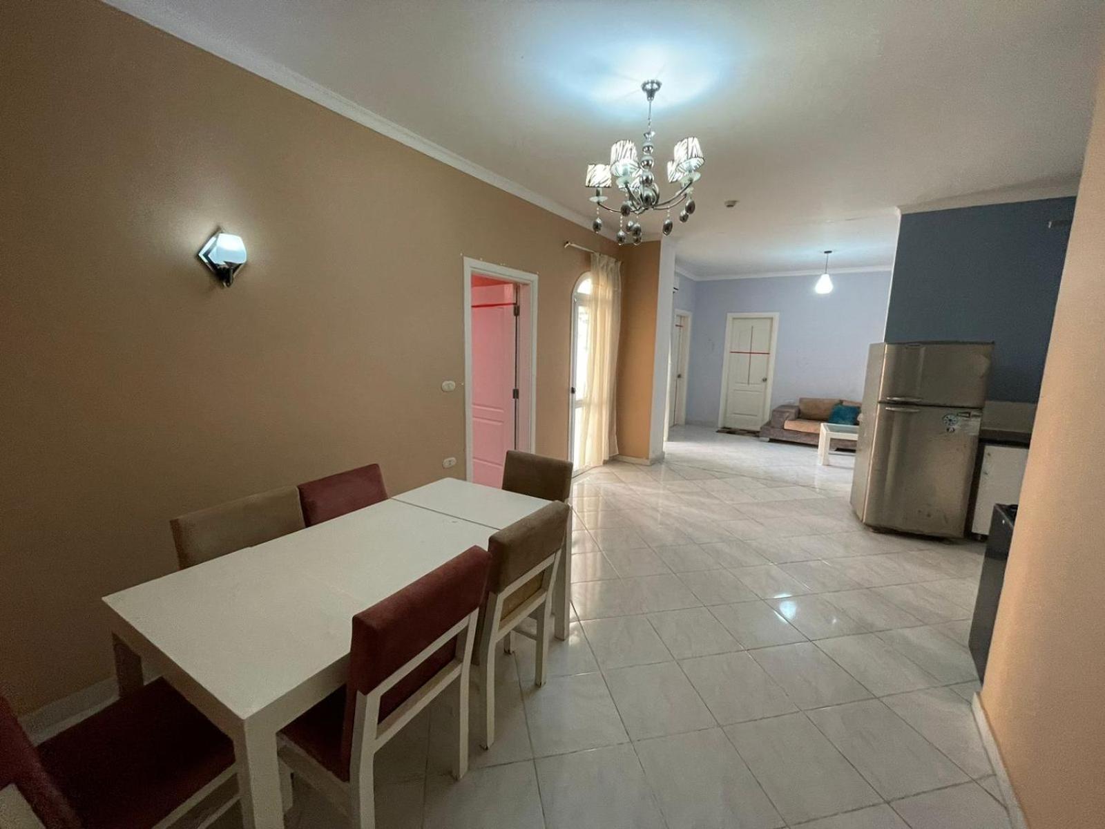 Desert Pearl Apartment